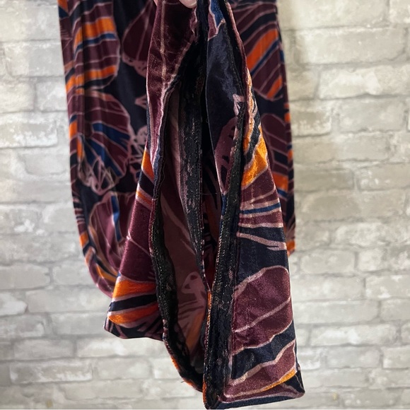 Free People Women's 26" Waist Float Away Butterfly Velour Velvet Flares Purple - Picture 6 of 8